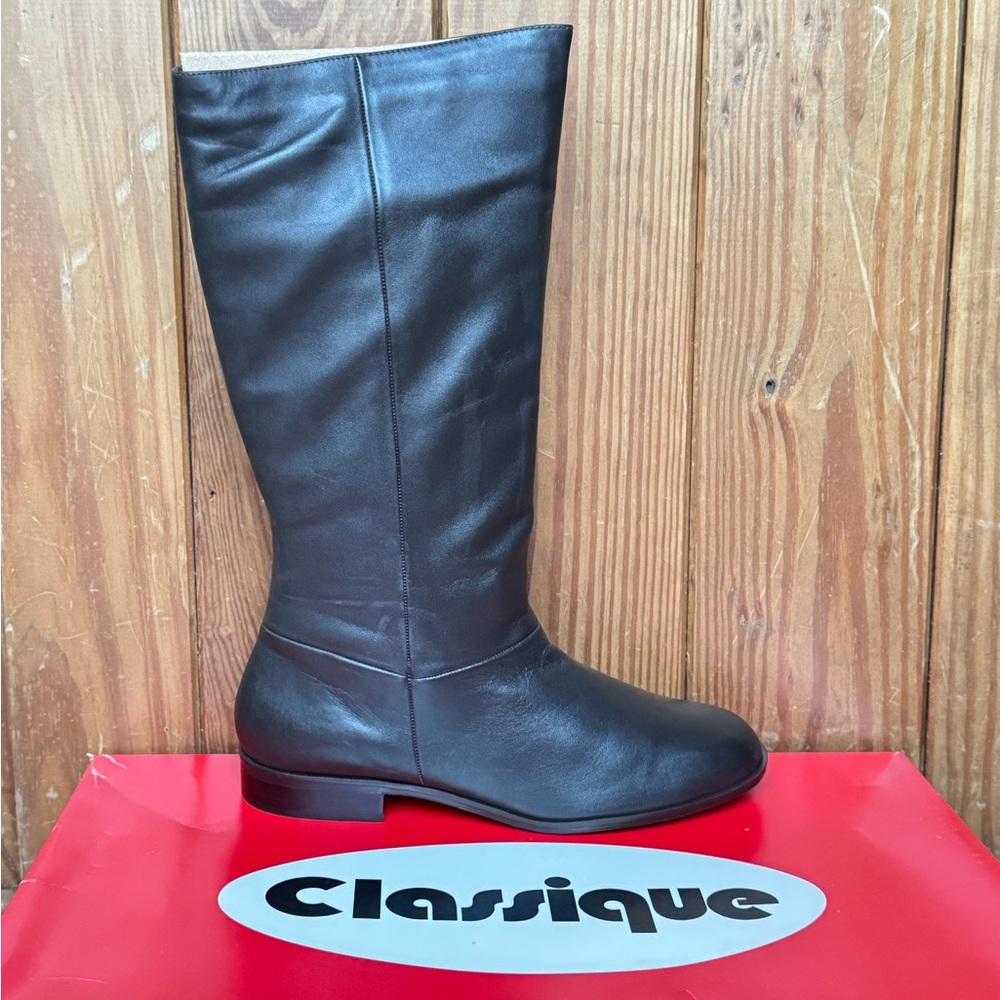 Classique Women's Elegant Brown Leather Heeled Boots